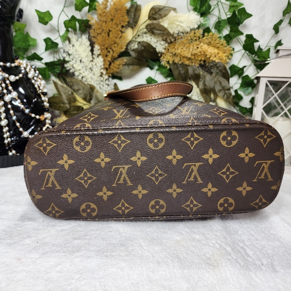 Authentic Louis Vuitton Monogram Vavin GM Tote with Dust Bag - Picture 6 of 17